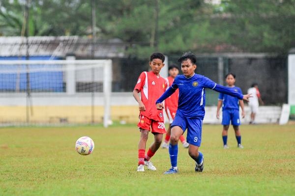 Pertandingan Persahabatan MU U-14 vs Persiba Development – foto 15