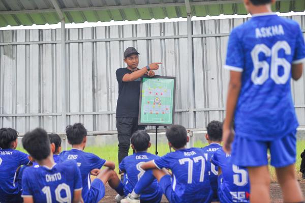 Pertandingan Persahabatan MU U-14 vs Persiba Development – foto 16