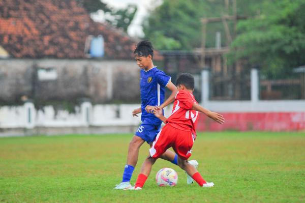 Pertandingan Persahabatan MU U-14 vs Persiba Development – foto 24