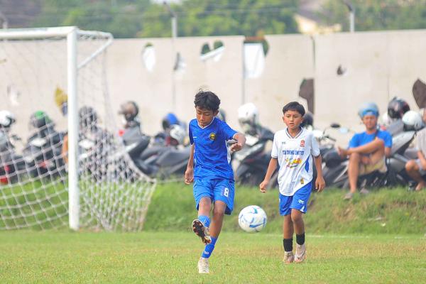 Festival Grassroots HUT ke-4 Mataram Utama FC – foto 2