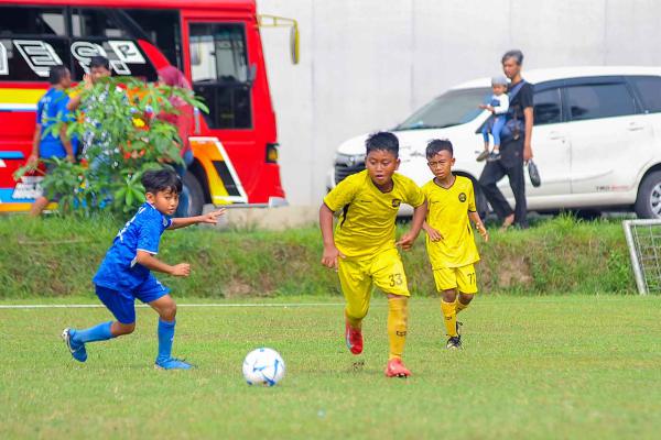 Festival Grassroots HUT ke-4 Mataram Utama FC – foto 6