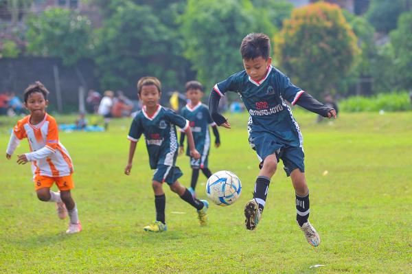 Festival Grassroots HUT ke-4 Mataram Utama FC – foto 7