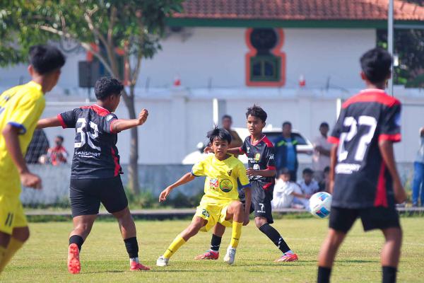 JIF vs MUFC di Piala Soeratin U-13 – foto 5