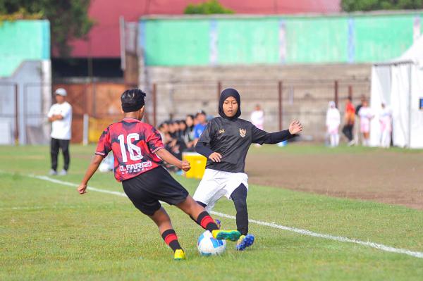 Piala Pertiwi U-14 MU Jelita vs SNC Akademi – foto 2