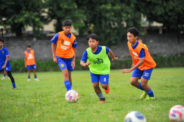 Bulan Ramadhan, Mataram Utama FC Tetap Latihan